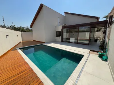 Casa com 4 Quartos à venda, 240m² no Parque dos Príncipes, São Paulo