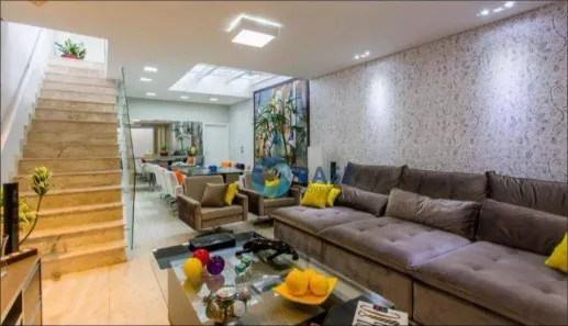 Casa com 3 Quartos à venda, 229m² no Ipiranga, São Paulo
