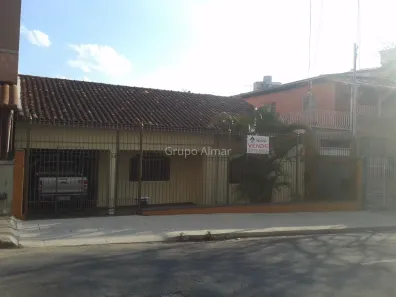 Casa com 4 Quartos à venda, 250m² no Bonfim, Juiz de Fora