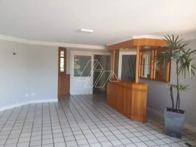 Casa com 3 Quartos à venda, 144m² no Centro, Marília