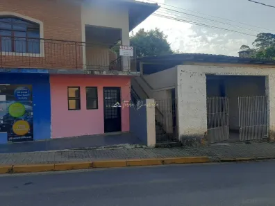 Casa com 3 Quartos à venda, 180m² no , Santo Antônio do Pinhal