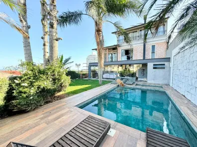 Casa com 4 Quartos à venda, 376m² no Itaguaçu, Florianópolis