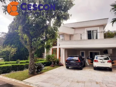Sobrado com 4 Quartos para alugar, 560m² no Morada dos Pinheiros (Aldeia da Serra), Santana de Parnaíba