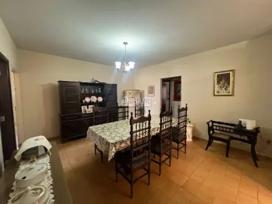 Casa com 3 Quartos à venda, 168m² no Estados Unidos, Uberaba