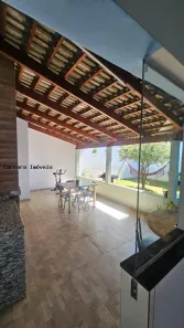 Casa com 3 Quartos para alugar, 210m² no Jardim Europa, Uberlândia