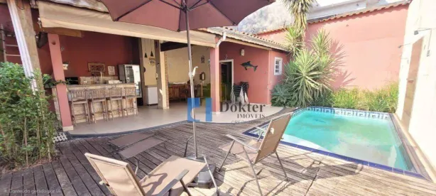 Casa com 4 Quartos à venda, 300m² no Vila Mangalot, São Paulo