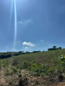 Lote/Terreno à venda, 1000m² no Jardim Tres Lagoinhas, Mairinque