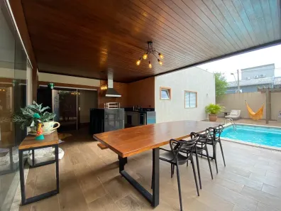 Casa de Condomínio com 4 Quartos à venda, 361m² no Morada da Colina, Uberlândia