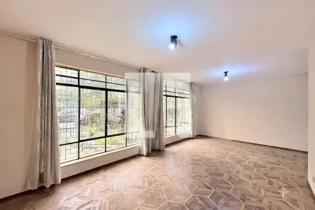 Casa com 5 Quartos à venda, 225m² no Parque Colonial, São Paulo