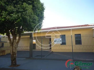 Casa com 3 Quartos para alugar, 10m² no Centro, Marília