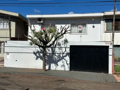 Casa com 4 Quartos para alugar, 290m² no Jardim Londrilar, Londrina