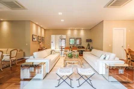 Casa com 4 Quartos à venda, 721m² no Jardim Leonor, São Paulo