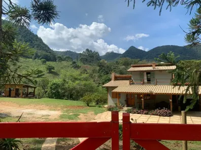 Fazenda/Sítio com 4 Quartos à venda, 12000m² no , Bocaina de Minas