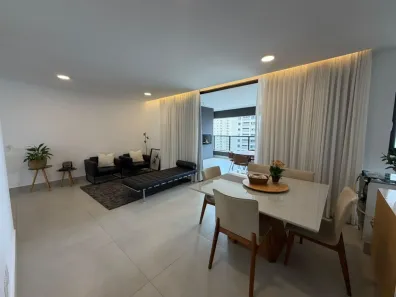 Apartamento com 4 Quartos à venda, 225m² no Jardim Karaíba, Uberlândia