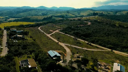 Lote/Terreno à venda, 500m² no Centro, São Brás do Suaçuí