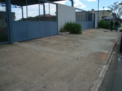 Galpão/Depósito/Armazém com 2 Quartos para alugar, 454m² no Jardim Monte Cristo, Aparecida de Goiânia