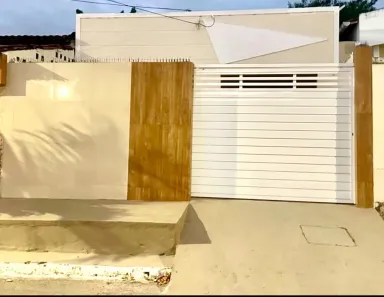 Casa com 4 Quartos para alugar, 130m² no Suíça, Aracaju