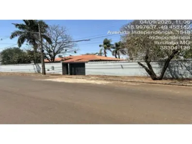 Casa com 1 Quarto à venda, 537m² no Independência, Ituiutaba