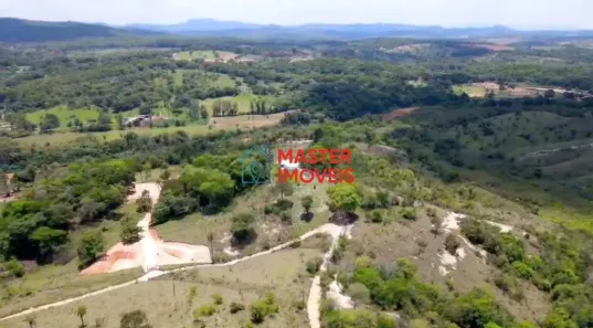 Fazenda/Sítio com 3 Quartos à venda, 300m² no Centro, Florestal