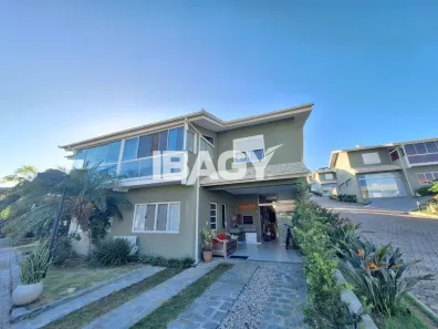 Casa com 3 Quartos para alugar, 137m² no Barra da Lagoa, Florianópolis