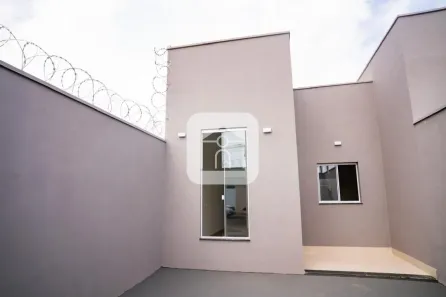 Casa com 2 Quartos à venda, 58m² no Jardim Holanda, Uberlândia