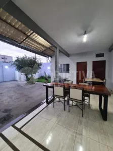 Casa com 3 Quartos à venda, 211m² no Chácaras Tubalina e Quartel, Uberlândia