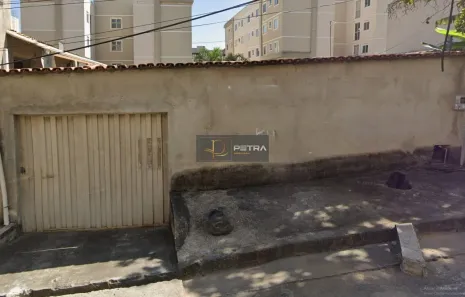 Casa com 3 Quartos à venda, 190m² no Sapucaia, Contagem