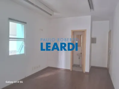 Ponto Comercial à venda, 32m² no Vila Guiomar, Santo André