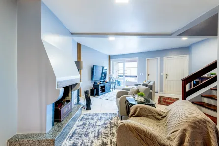 Casa de Condomínio com 3 Quartos à venda, 276m² no Boa Vista, Porto Alegre