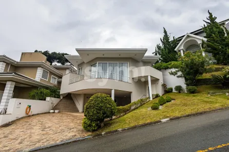 Casa de Condomínio com 4 Quartos para alugar, 431m² no Taboão, Curitiba