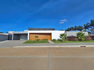 Casa de Condomínio com 3 Quartos à venda, 330m² no Jardim Petrópolis, Arapongas