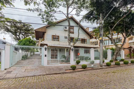 Casa de Condomínio com 3 Quartos à venda, 225m² no Jardim Isabel, Porto Alegre