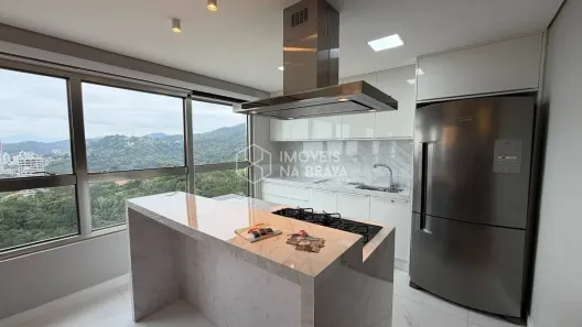 Apartamento com 3 Quartos para alugar, 140m² no Fazendinha, Itajaí