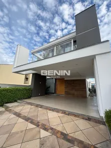 Sobrado com 3 Quartos para alugar, 270m² no Nossa Senhora das Graças, Canoas
