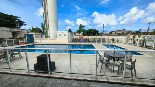Apartamento com 2 Quartos para alugar, 46m² no Tabuleiro do Martins, Maceió