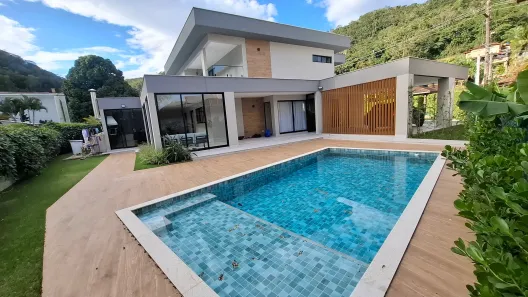 Casa de Condomínio com 4 Quartos à venda, 352m² no Piratininga, Niterói