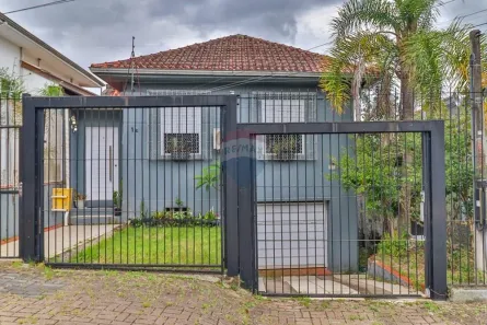 Casa com 2 Quartos à venda, 200m² no Partenon, Porto Alegre
