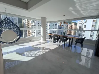 Apartamento com 3 Quartos para alugar, 142m² no Pitangueiras, Guarujá