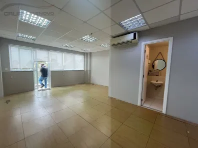 Sala Comercial à venda, 42m² no Vila Andrade, São Paulo