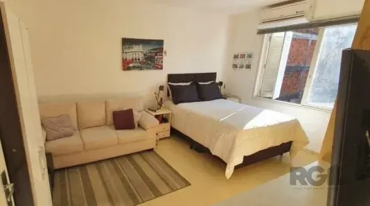 Kitnet à venda, 34m² no Independência, Porto Alegre