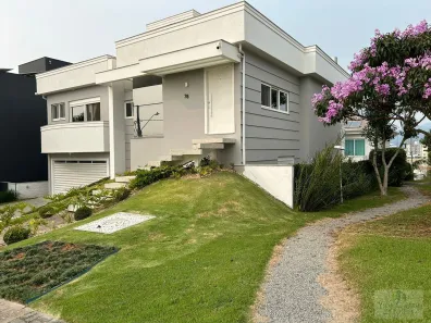 Casa com 4 Quartos à venda, 355m² no Pedra Branca, Palhoça
