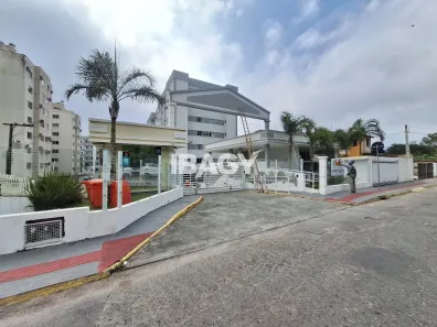 Apartamento com 2 Quartos para alugar, 49m² no Fazenda Santo Antônio, São José
