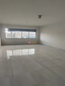 Sala Comercial para alugar, 25m² no Vila Sacadura Cabral, Santo André