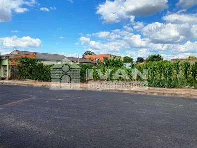 Lote/Terreno à venda, 1750m² no Jardim das Palmeiras, Uberlândia