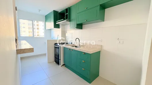 Apartamento com 2 Quartos para alugar, 44m² no Parque Industrial, Maringá
