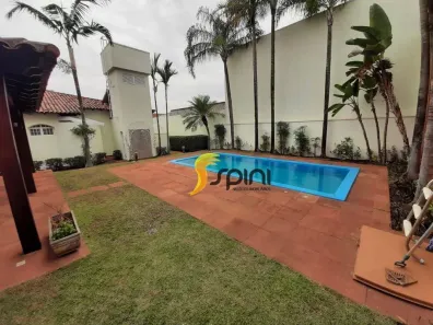 Casa com 3 Quartos para alugar, 450m² no Morada da Colina, Uberlândia