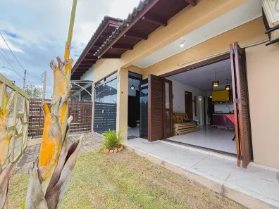 Casa com 2 Quartos à venda, 63m² no Presidente, Imbé
