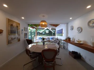 Casa de Condomínio com 3 Quartos à venda, 150m² no Corrêas, Petrópolis