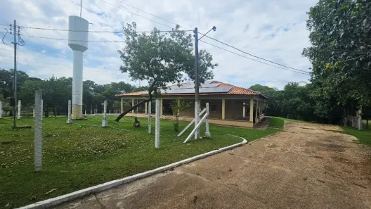Fazenda/Sítio com 3 Quartos à venda, 300m² no Jardim Vitória, Cuiabá