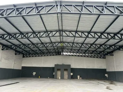 Galpão/Depósito/Armazém à venda, 520m² no Alvorada, Divinópolis